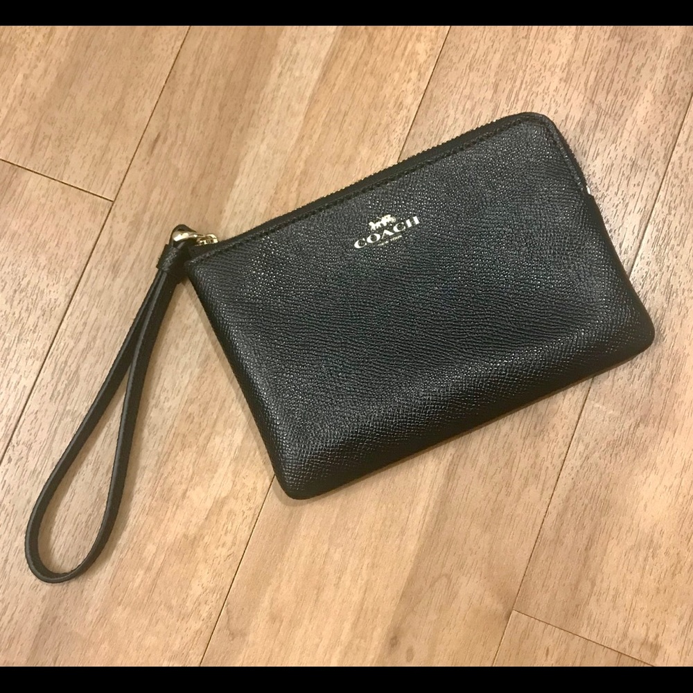 Black Coach Wristlit